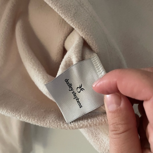 Dudley Stephens Sun Valley Turtleneck Vello Fleece Oatmeal - Picture 8 of 11